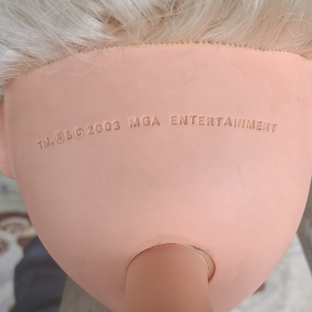 24" vintage Bratz  Doll with Blonde Hair and western Outfit - Picture 2 of 10